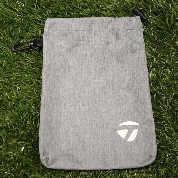Taylormade Golf Valuables Pouch - Picture 1 of 3